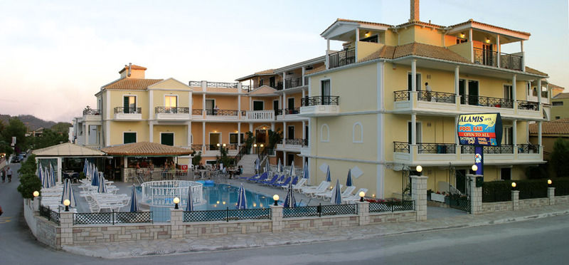 Alamis Hotel & Apartments Τσιλιβί Εξωτερικό φωτογραφία